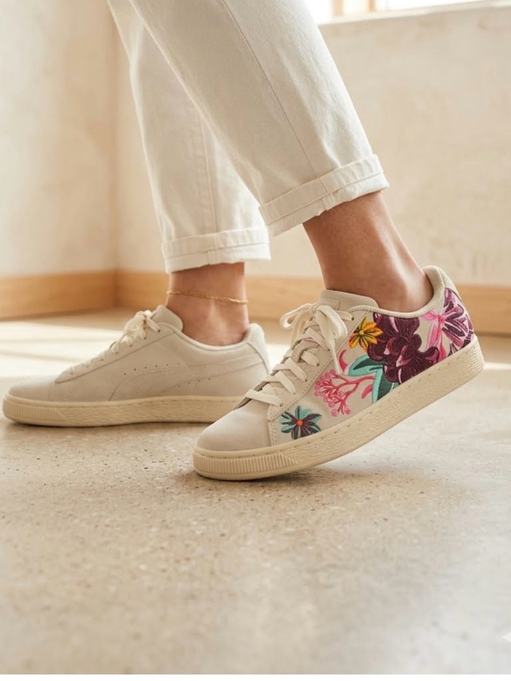PUMA Suede Hyper EMB Floral Embroidered Sneakers Gray Women's Size 10